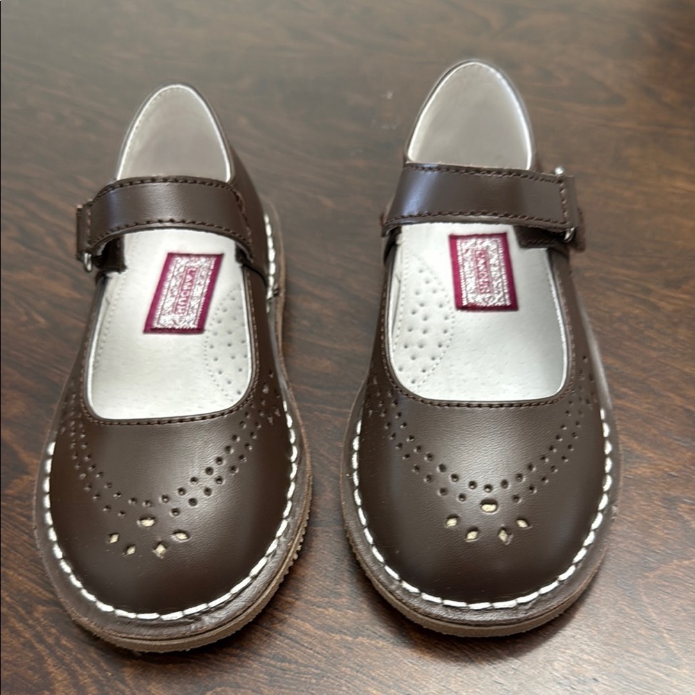 L'Amour Brown Dress Shoes Classic Saddle Design